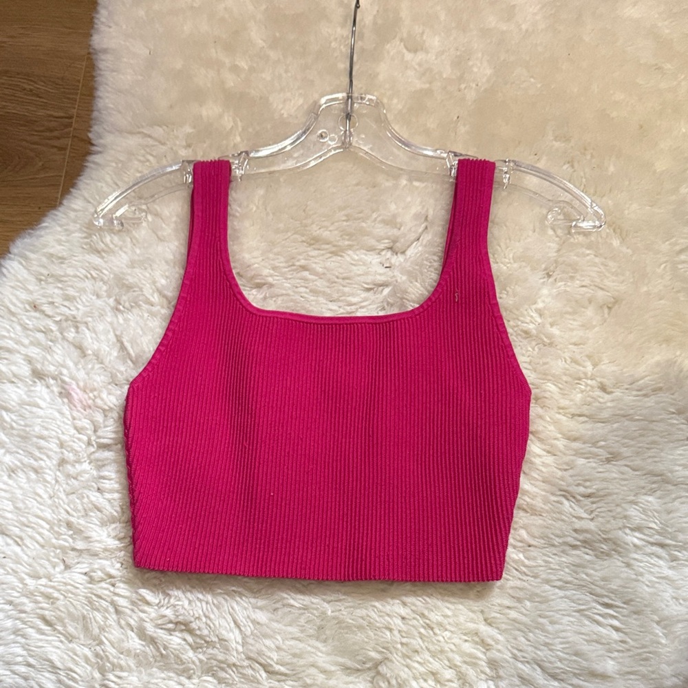 #16🩷 13”-16.5” Ptp Wilfred Hot Pink Ribbed Square-Neck Crop Tank